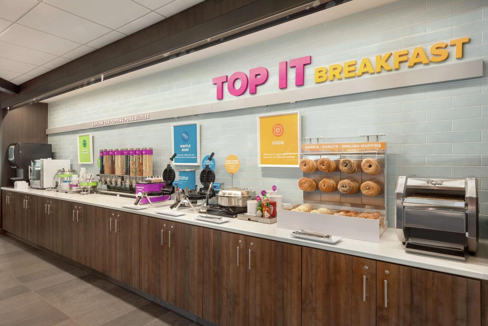 Tru By Hilton Duluth Mall Area Exterior photo